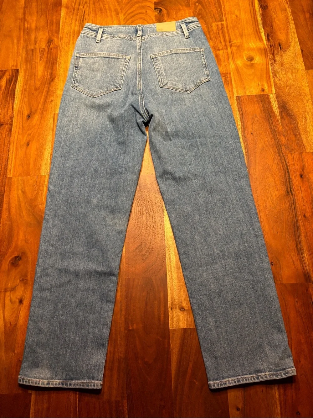 Paige Sarah Straight Ankle Jeans - SIze 27